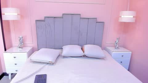   online show from 10-19-25, 11:11