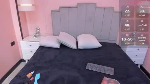   online show from 10-31-25, 11:55