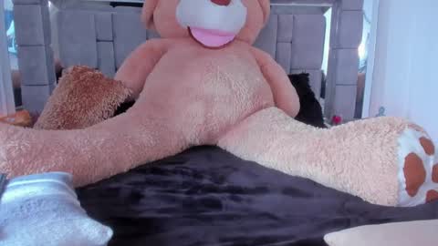 Snapshot of gabriela_montess chatting on 12-07-24, 07:10 Gabriela Montes online show from 12-07-24, 07:10