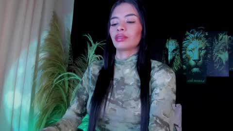 Snapshot of gabriela_montess chatting on 02-22-25, 03:01 Gabriela Montes online show from 02-22-25, 03:01