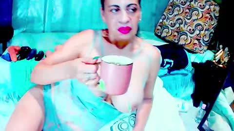 Snapshot of gabriela_sexy chatting on 02-25-26, 02:27 Gabriella Lopez online show from 02-25-26, 02:27