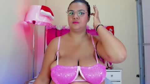 Gaby Im on vacation see you on November 25 online show from 12-30-24, 02:51