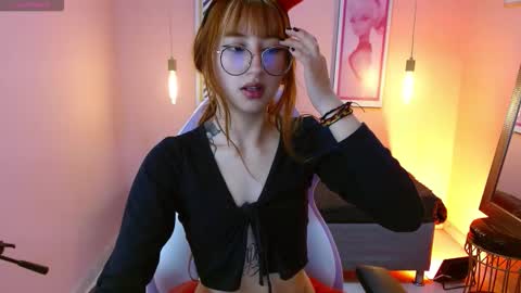 ..          .. online show from 10-14-25, 07:47