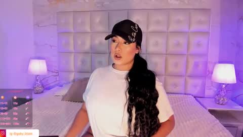 Snapshot of gaby_blaze chatting on 01-09-25, 08:11 Gaby Blaze online show from 01-09-25, 08:11