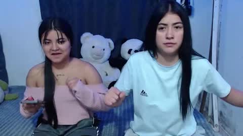 Snapshot of gaby_foz chatting on 02-12-25, 04:01 Gabriela online show from 02-12-25, 04:01