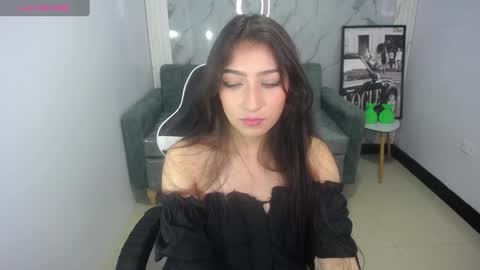Snapshot of gaby_s1 chatting on 09-18-25, 04:14 Gaby online show from 09-18-25, 04:14