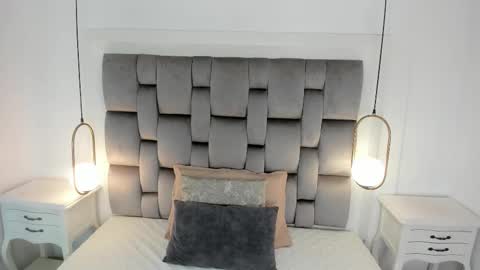 Snapshot of gaby_smit__ chatting on 11-29-25, 11:35 GABRIELA online show from 11-29-25, 11:35