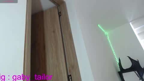 Gaby online show from 11-05-25, 02:06