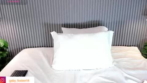 GabyFosterr  online show from 10-29-25, 11:06