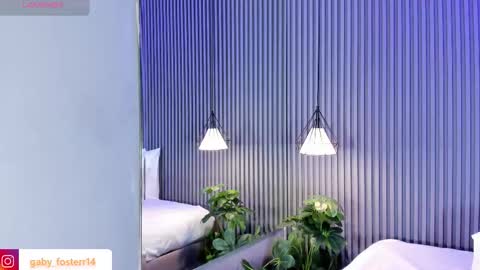 GabyFosterr  online show from 11-04-25, 11:37