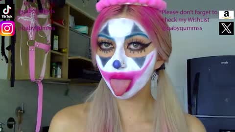 gabygumms online show from 10-03-25, 01:08