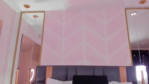 Gaby online show from 12-21-25, 07:43