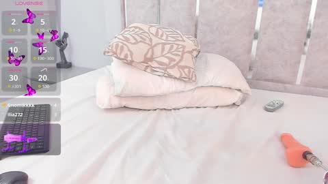 gabyyjones online show from 01-11-25, 11:02