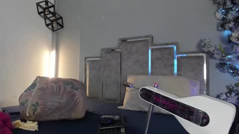 gabyyjones online show from 10-15-25, 11:21