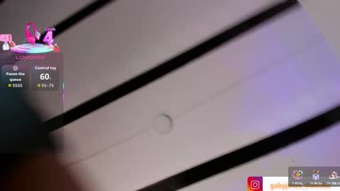 gabyyjones online show from 11-12-25, 11:32