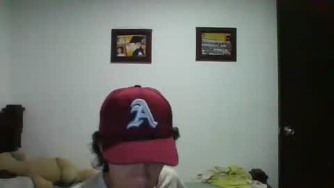 Snapshot of gadiel_sex chatting on 02-19-25, 11:06 gadiel_sex online show from 02-19-25, 11:06