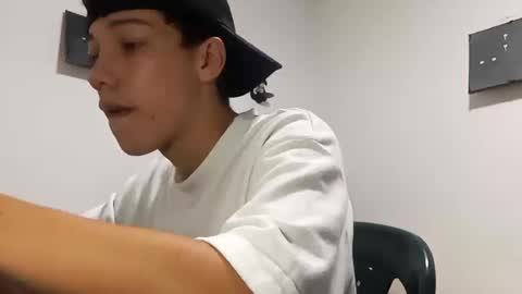 Snapshot of gadiel_sex chatting on 10-12-25, 03:00 gadiel_sex online show from 10-12-25, 03:00