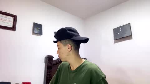 Snapshot of gadiel_sex chatting on 01-19-26, 11:03 gadiel_sex online show from 01-19-26, 11:03