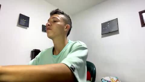 Snapshot of gadiel_sex chatting on 04-08-26, 10:59 gadiel_sex online show from 04-08-26, 10:59