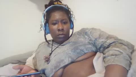 gaeabunny online show from 02-20-25, 06:17