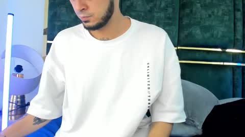 Snapshot of gael_coral chatting on 12-01-25, 01:27 Gael Coral some hot latinos online show from 12-01-25, 01:27