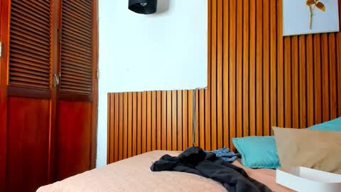 Snapshot of galactica_7 chatting on 11-03-25, 11:33 galactica_7 online show from 11-03-25, 11:33