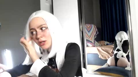 My name Lou 3 online show from 12-17-24, 03:28