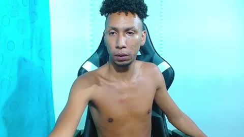 Snapshot of galip_aphrodisiac chatting on 02-13-25, 12:43 Galip online show from 02-13-25, 12:43