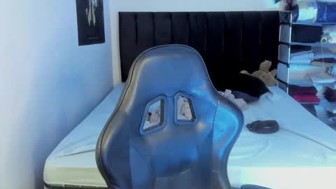 game__over420 online show from 10-09-25, 03:43