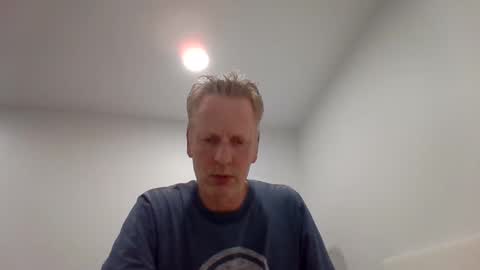 gamerboy200 online show from 09-23-25, 01:52