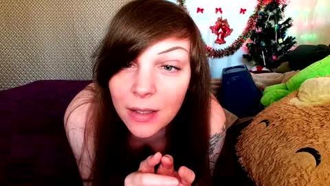 GamerGirlRoxy online show from 12-24-24, 10:28