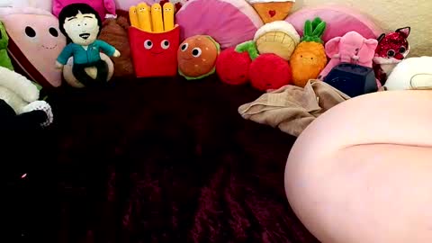 GamerGirlRoxy online show from 09-12-25, 08:09