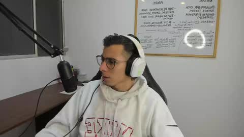 Snapshot of gametommy chatting on 12-05-24, 06:44 Tommy online show from 12-05-24, 06:44