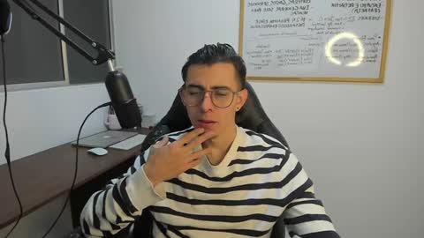 Snapshot of gametommy chatting on 12-06-24, 05:44 Tommy online show from 12-06-24, 05:44