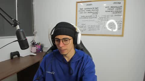 Snapshot of gametommy chatting on 12-22-24, 06:26 Tommy online show from 12-22-24, 06:26
