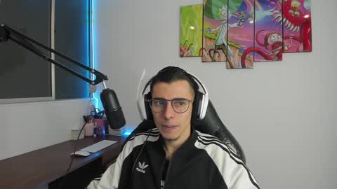 Snapshot of gametommy chatting on 01-21-25, 11:13 Tommy online show from 01-21-25, 11:13