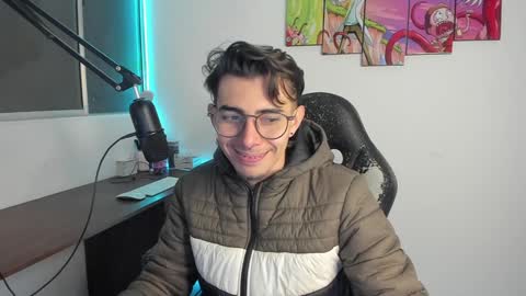 Snapshot of gametommy chatting on 01-24-25, 10:51 Tommy online show from 01-24-25, 10:51