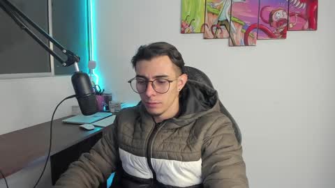 Snapshot of gametommy chatting on 01-28-25, 12:57 Tommy online show from 01-28-25, 12:57