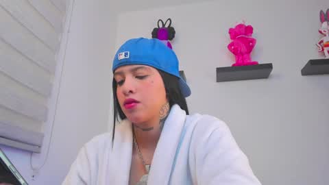 Snapshot of gangster_girl chatting on 12-30-24, 12:54 GANG online show from 12-30-24, 12:54