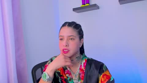 Snapshot of gangster_girl chatting on 01-19-25, 07:37 GANG online show from 01-19-25, 07:37