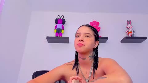 Snapshot of gangster_girl chatting on 02-12-25, 02:21 GANG online show from 02-12-25, 02:21