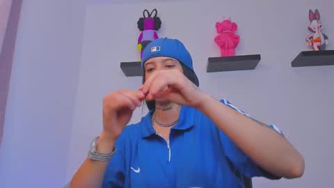 Snapshot of gangster_girl chatting on 02-16-25, 11:05 GANG online show from 02-16-25, 11:05