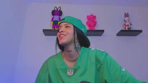 Snapshot of gangster_girl chatting on 02-18-25, 02:27 GANG online show from 02-18-25, 02:27
