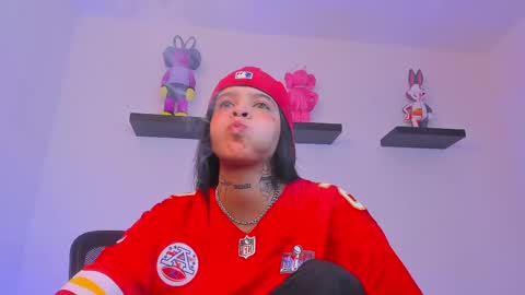 Snapshot of gangster_girl chatting on 02-19-25, 02:12 GANG online show from 02-19-25, 02:12
