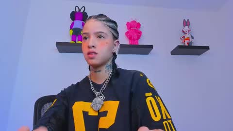 Snapshot of gangster_girl chatting on 02-23-25, 01:24 GANG online show from 02-23-25, 01:24