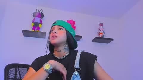 Snapshot of gangster_girl chatting on 03-07-25, 11:05 GANG online show from 03-07-25, 11:05