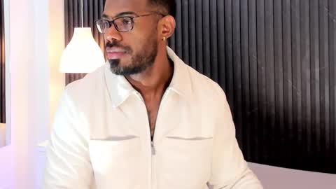 Alejo  online show from 12-20-25, 07:43