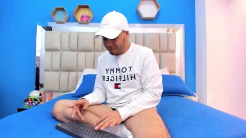 Snapshot of garcia_jacob_ chatting on 10-15-25, 07:14 garcia_jacob_ online show from 10-15-25, 07:14