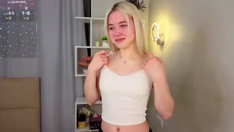 Violla online show from 02-08-26, 04:32