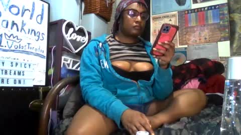 Gardenia online show from 09-14-25, 01:38